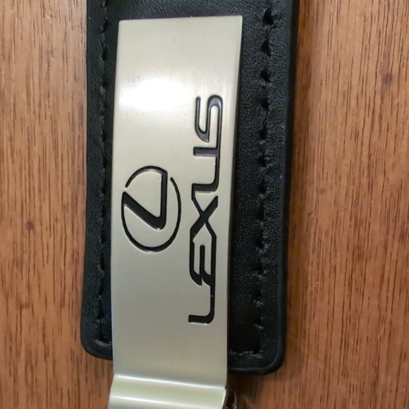 Keychain - Picture 2 of 3